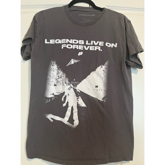 EUC "Legends Live On Forever" Tshirt Size XL - Picture 2 of 5